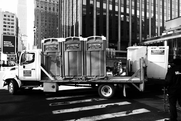 Portable Toilet Options We Offer in Redington Shores, FL